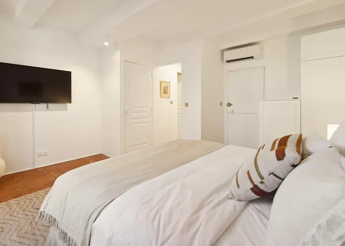 Charming - Ac 2b - 4p - Saint-Tropez